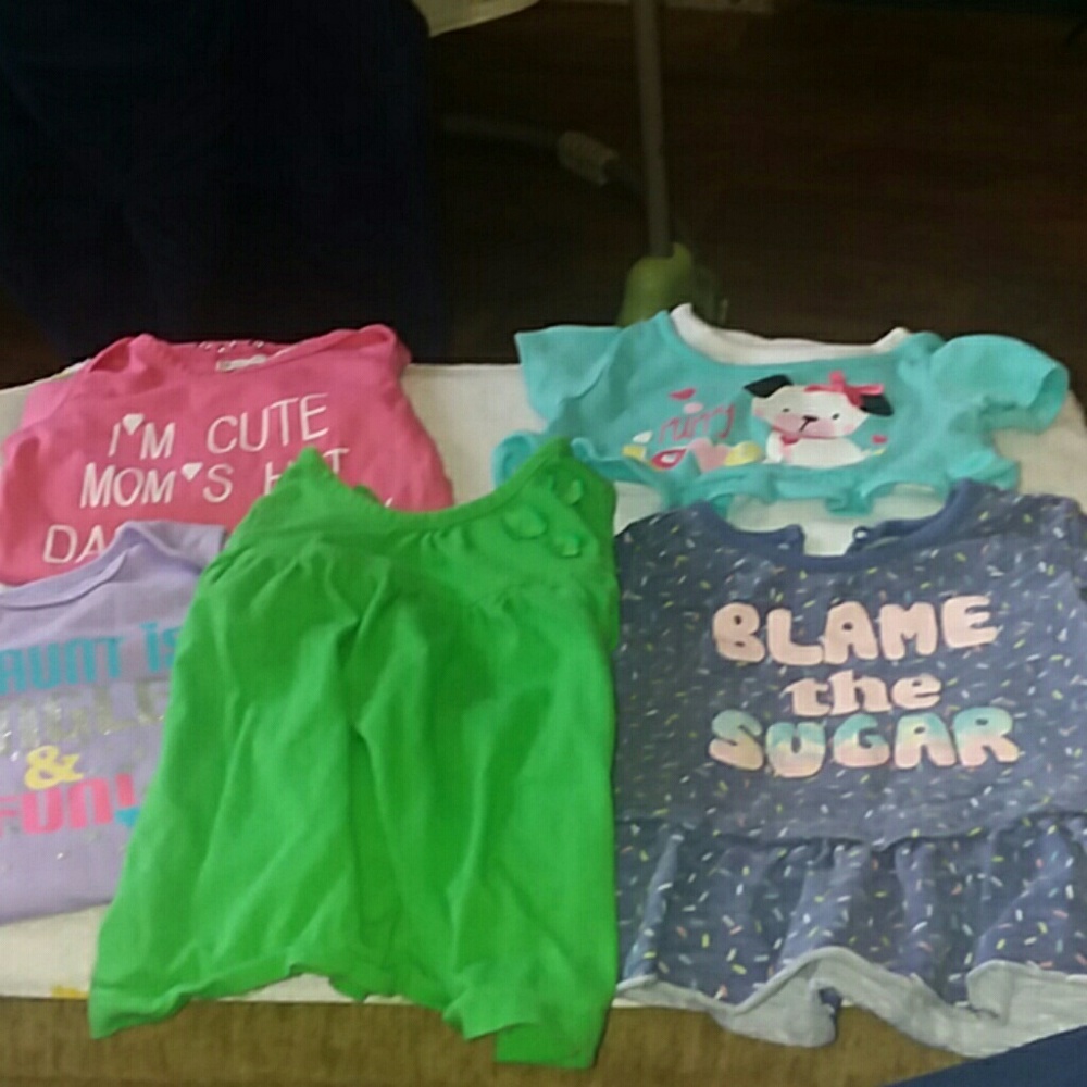 Bundle of infant onesies/ shirts